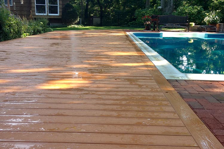 White Whale Construction finished deck